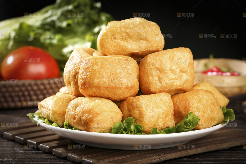 深底上的油豆腐
