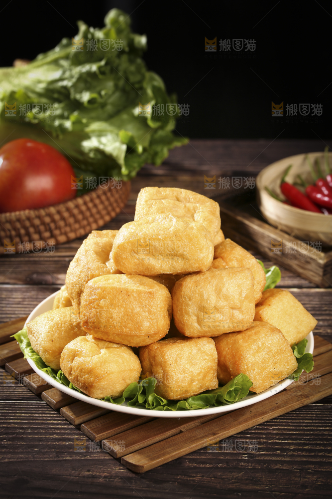 深底上的油豆腐