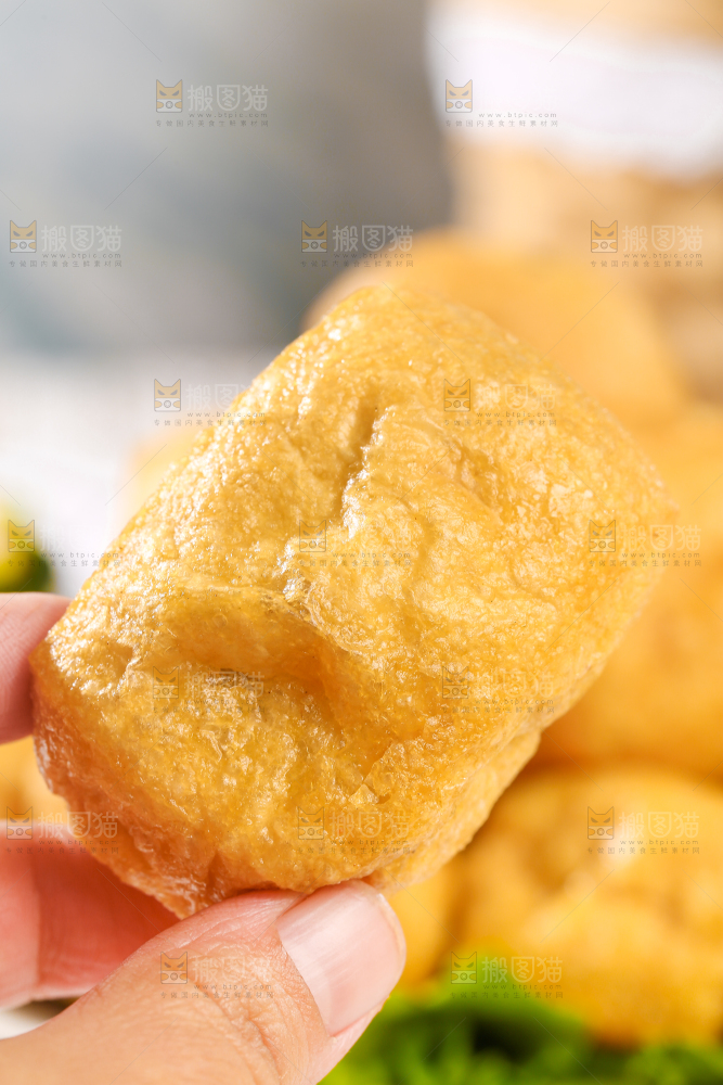 浅底上的油豆泡