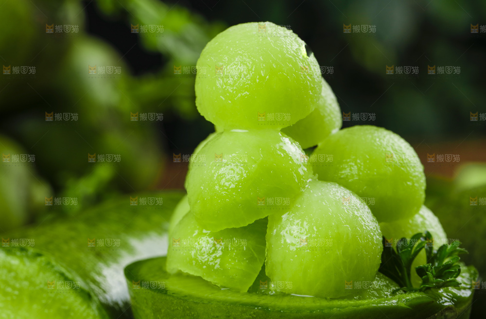 深底上的沙窝萝卜
