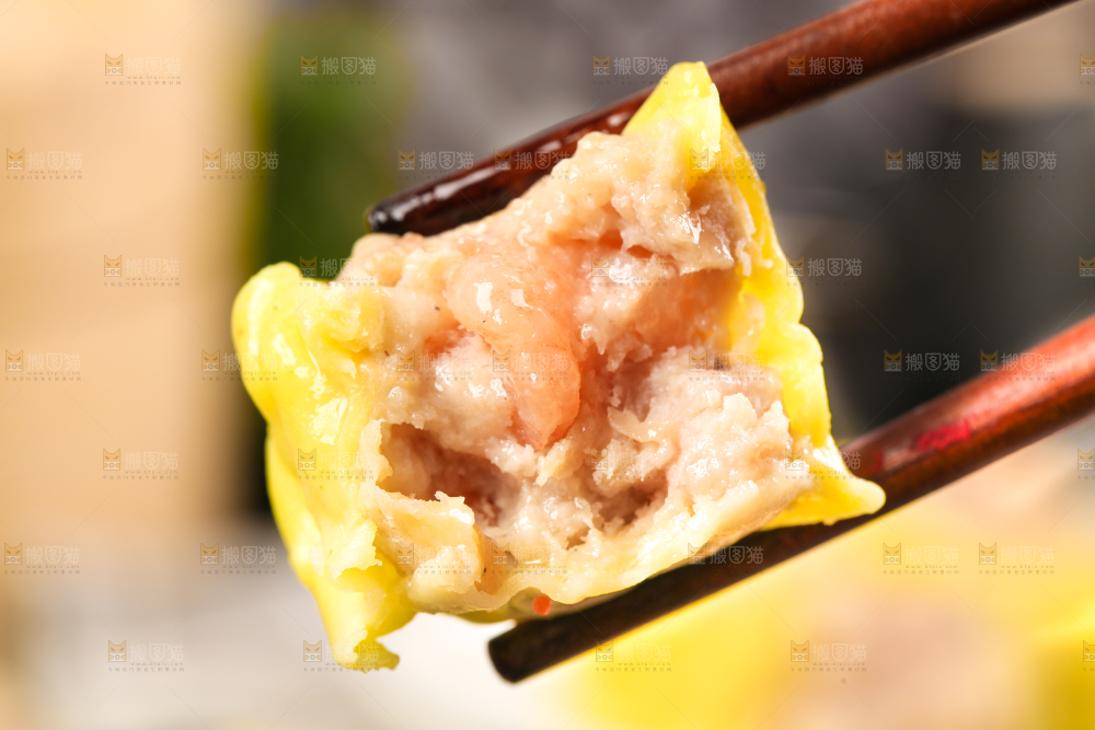 深底上的虾肉烧卖