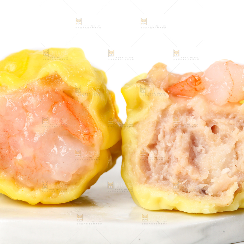 白底上的虾肉烧卖