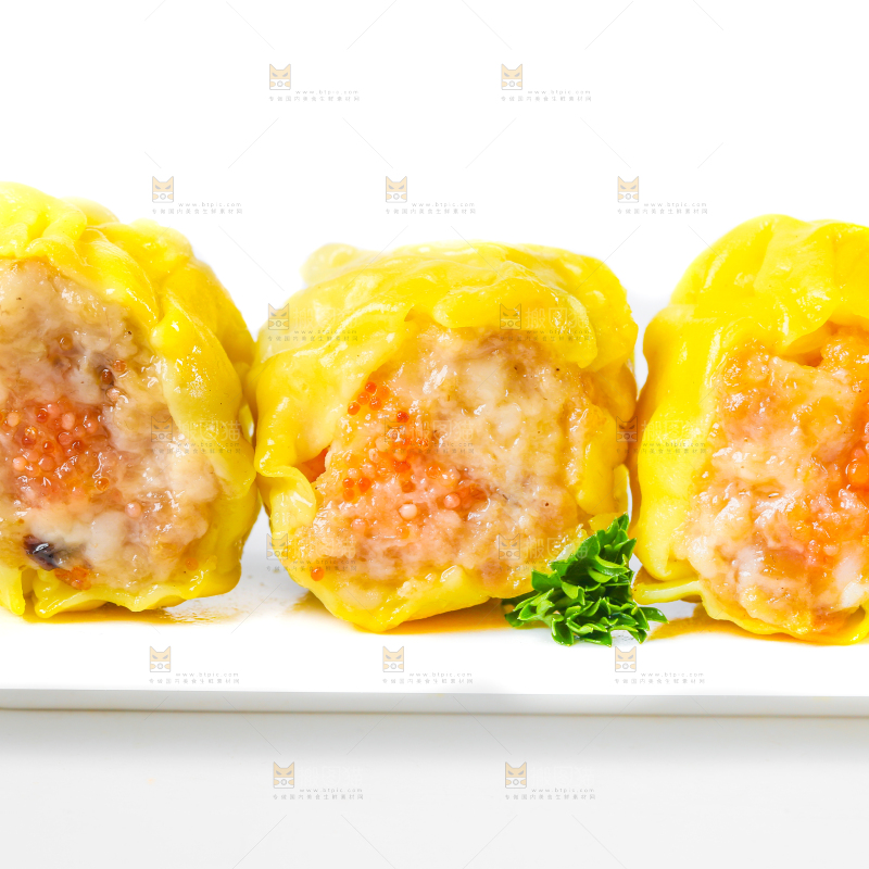白底上的虾肉烧卖