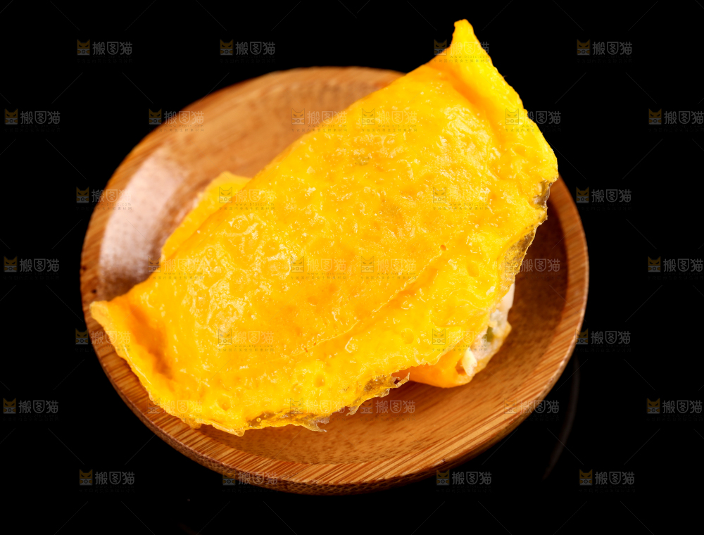 深底上的蛋饺