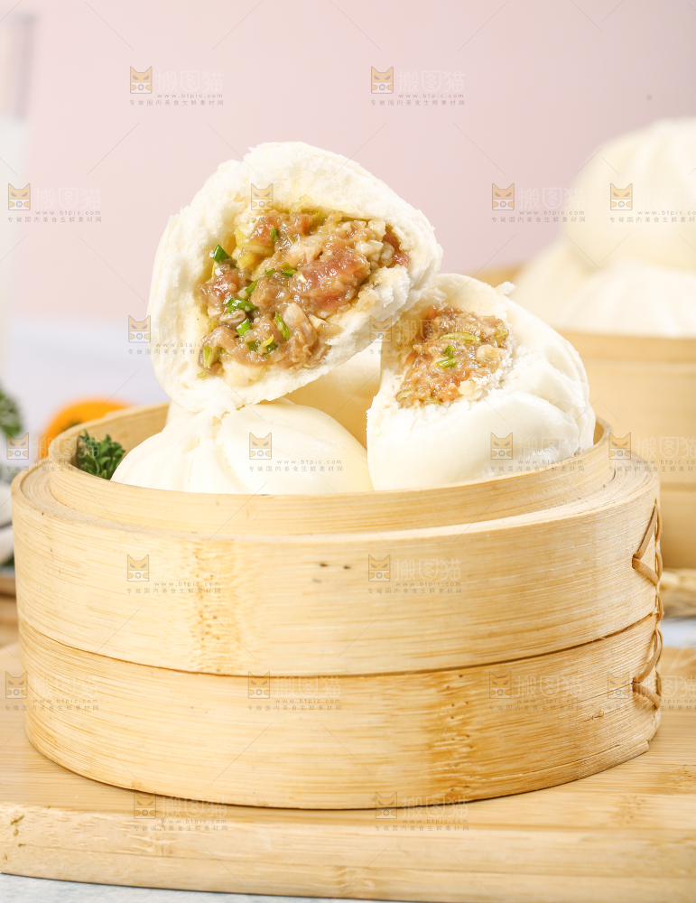 浅底上的滑肉包