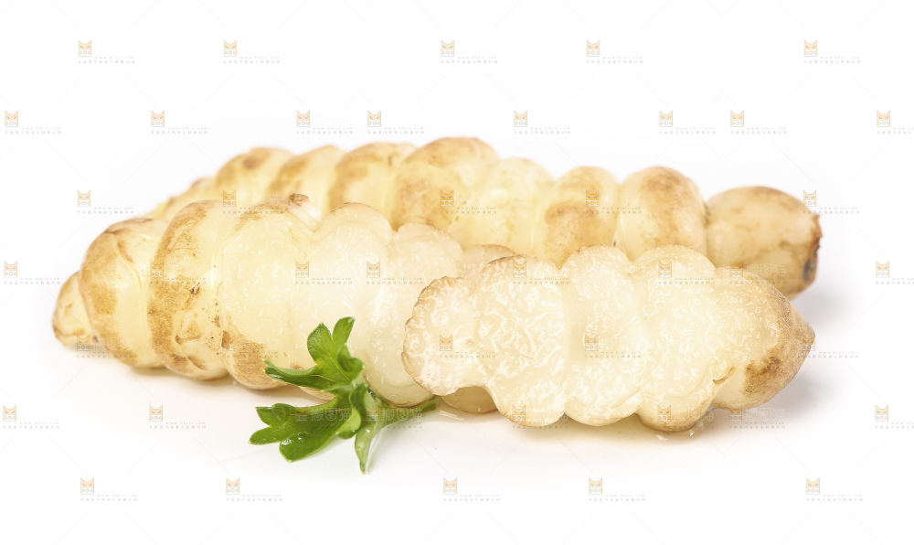 白底上的宝塔菜