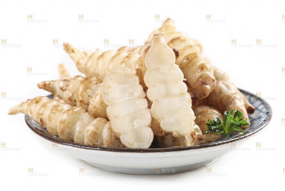 白底上的宝塔菜