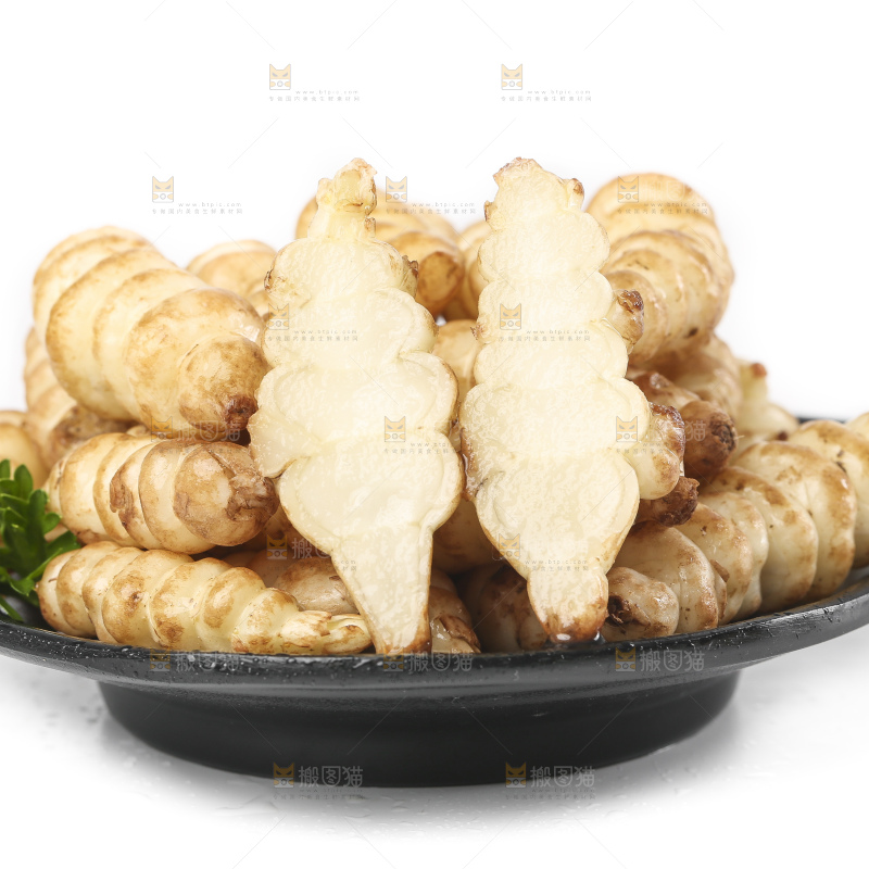 白底上的宝塔菜
