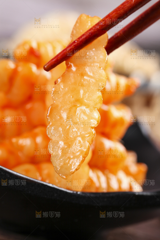 盘子里的红油宝塔菜