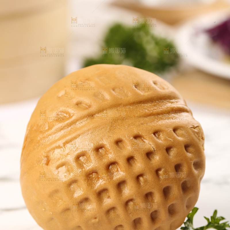 浅底上的核桃包