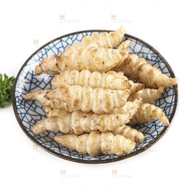白底上的宝塔菜