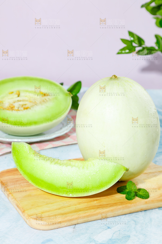 浅底上的玉菇甜瓜