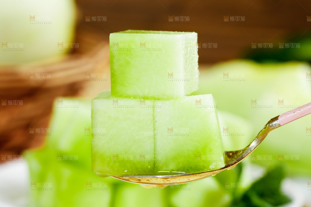 浅底上的玉菇甜瓜