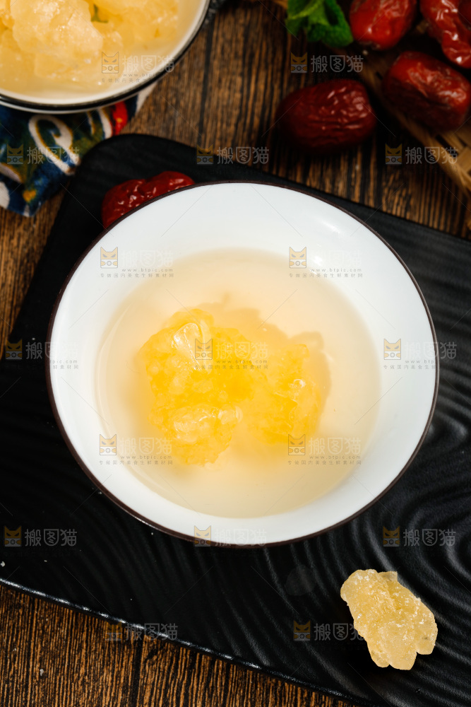 深底上的黄冰糖