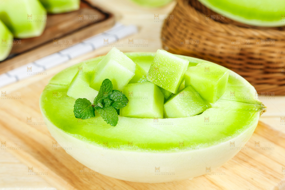 浅底上的玉菇甜瓜