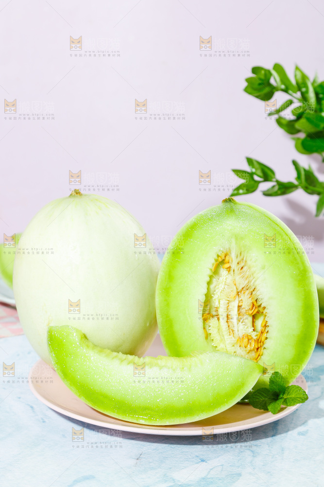 浅底上的玉菇甜瓜