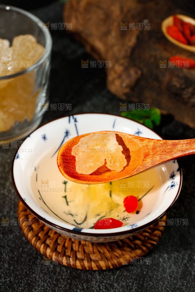 深底上的黄冰糖