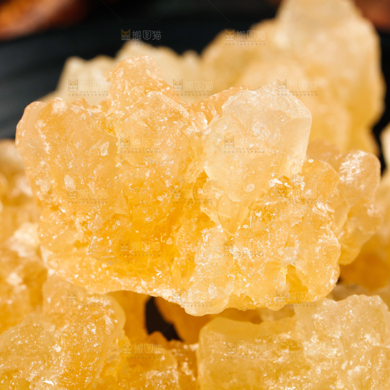 深底上的黄冰糖