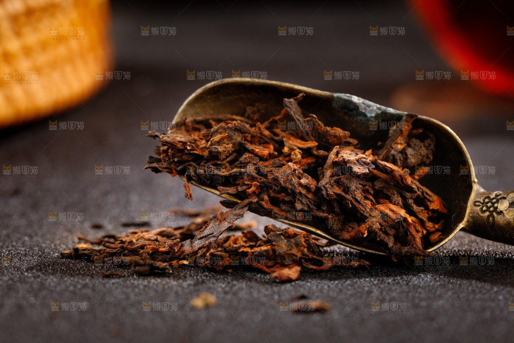 深底上的古树普洱
