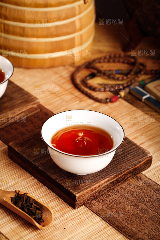 深底上的古树普洱