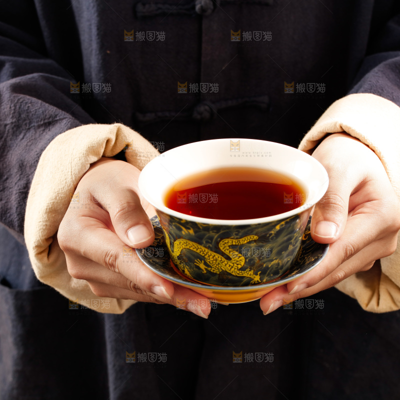 深底上的古树普洱