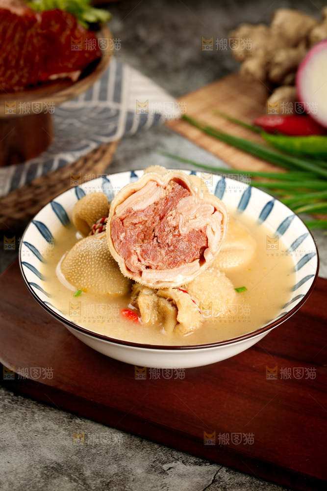 深底上的肚包肉