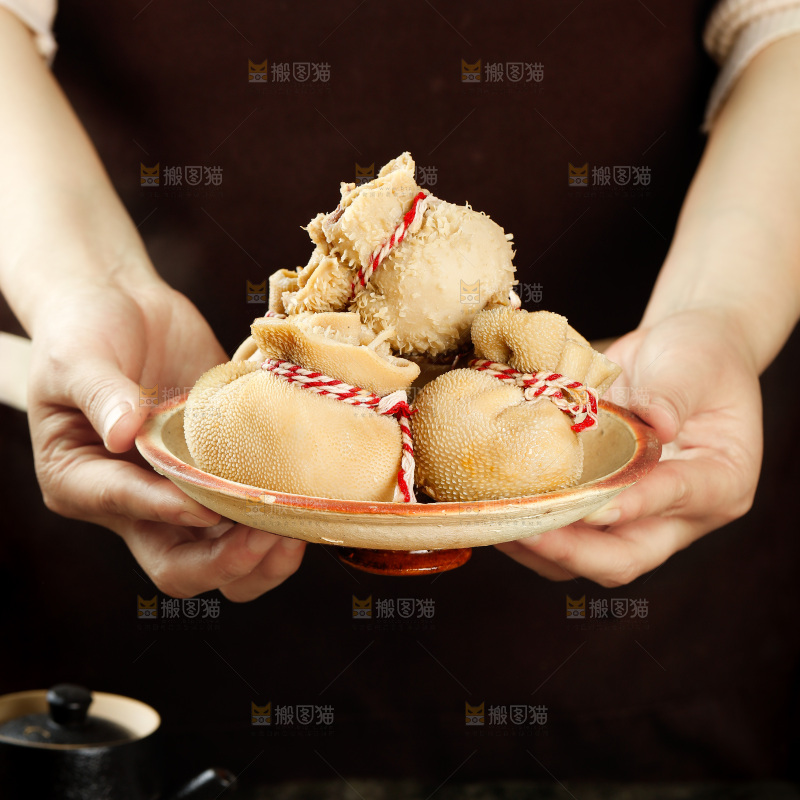 深底上的肚包肉