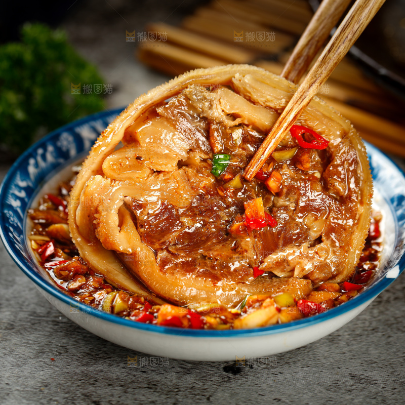 深底上的肚包肉