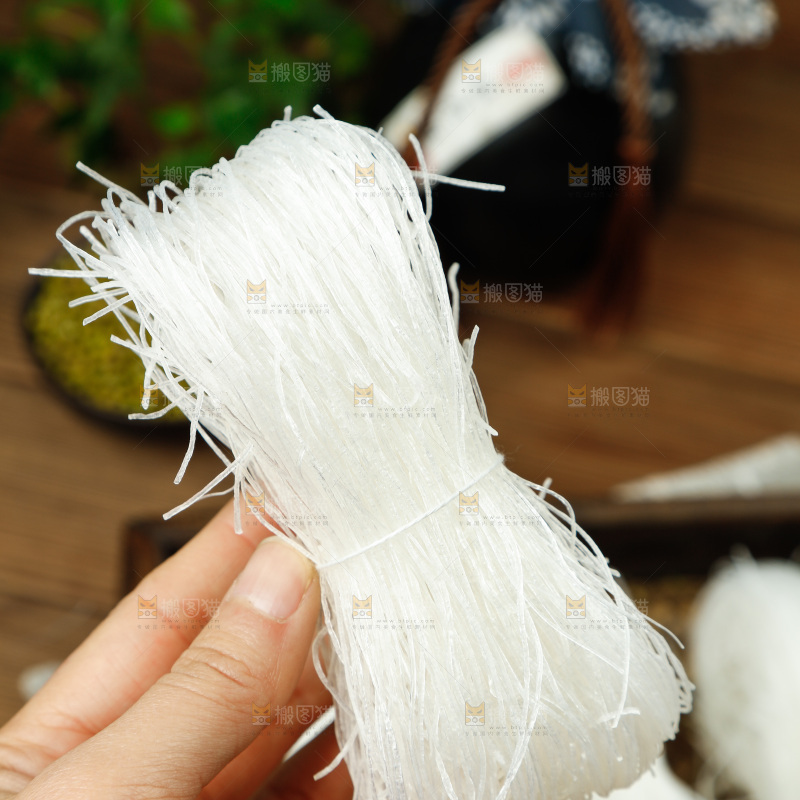 深底上的龙口粉丝