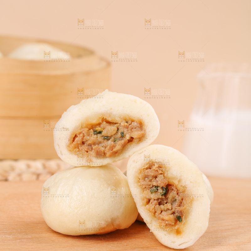 浅底上的发面小笼包