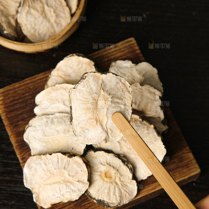 深底上的玛卡