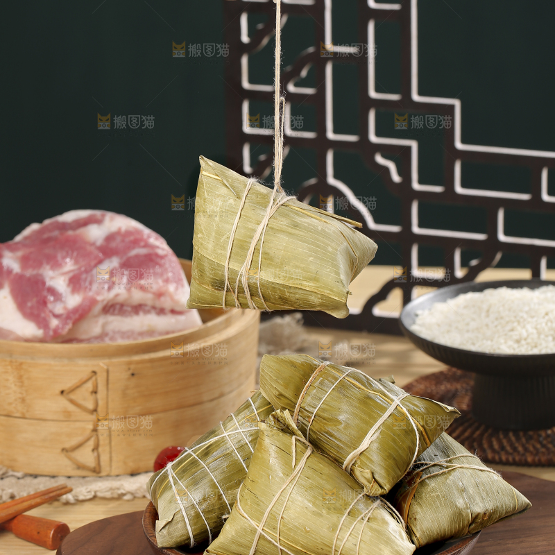 深底上的鲜肉粽