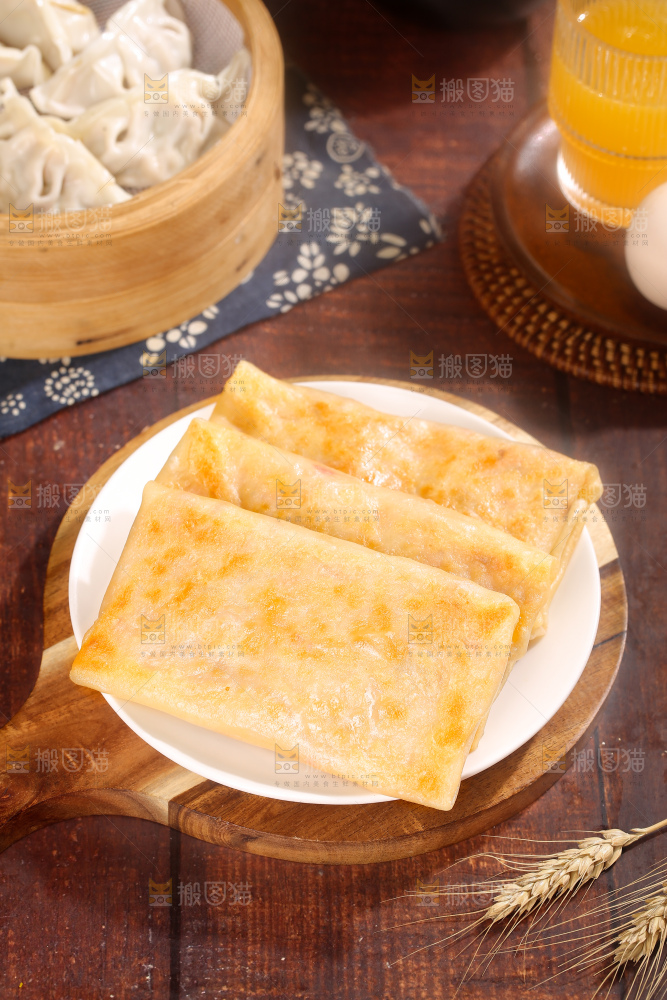 深底上的土豆三丝盒