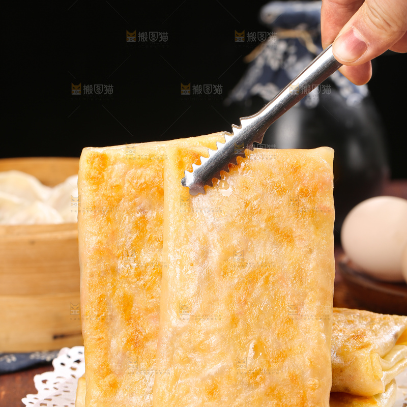 深底上的土豆三丝盒