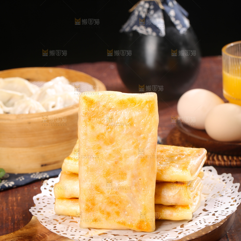 深底上的土豆三丝盒