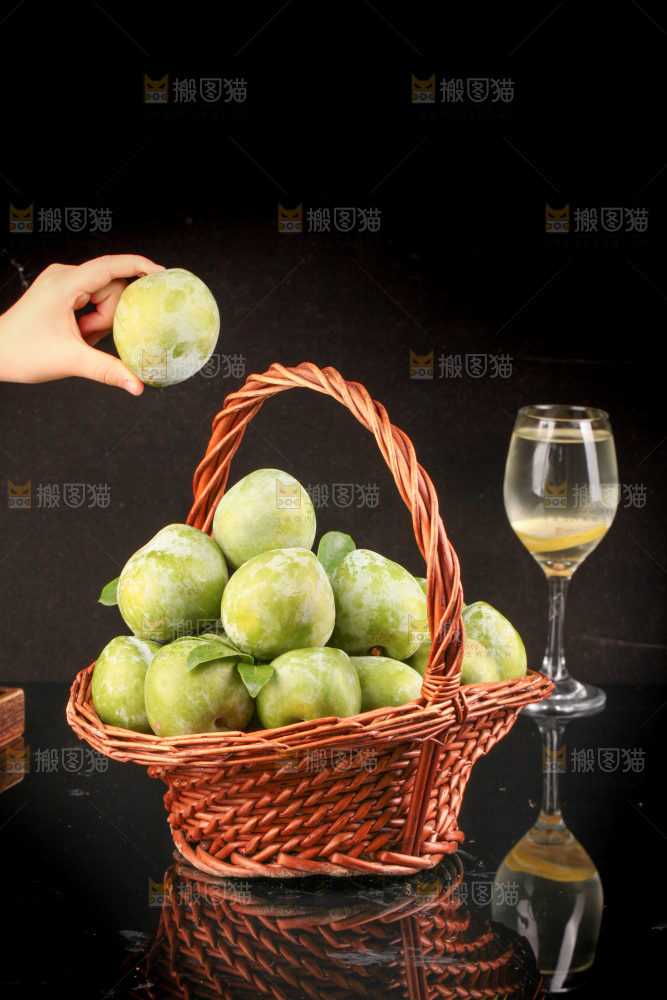 深底上的油奈李