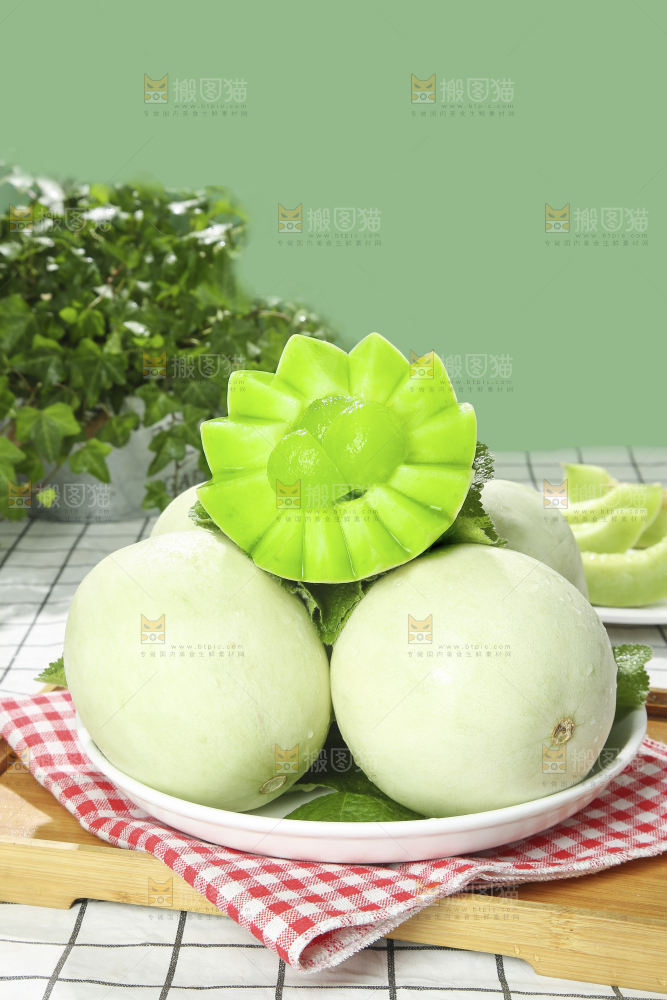 浅底上的玉菇甜瓜