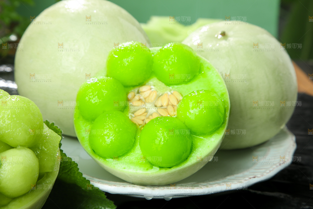 深底上的玉菇甜瓜