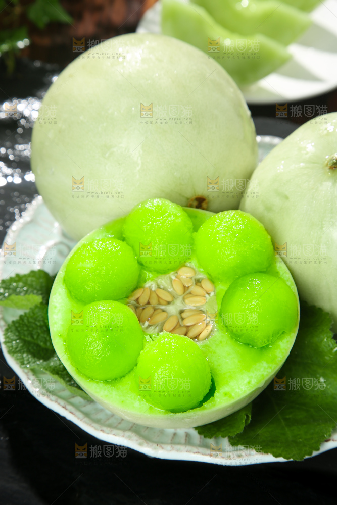 深底上的玉菇甜瓜