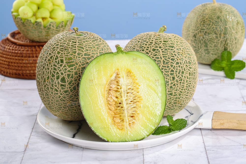 浅底上的玫珑蜜瓜