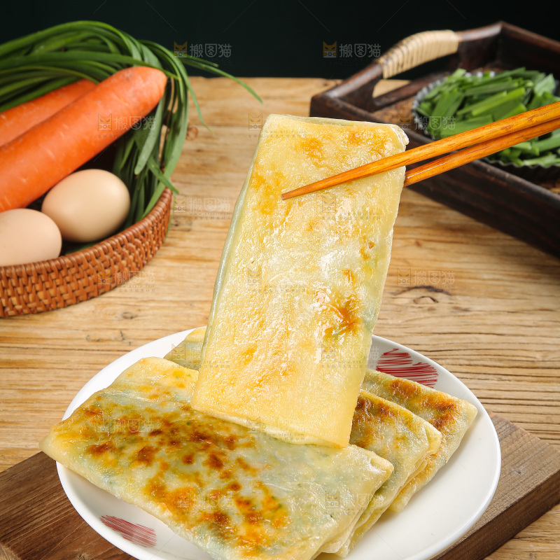 木底上的韭菜盒子