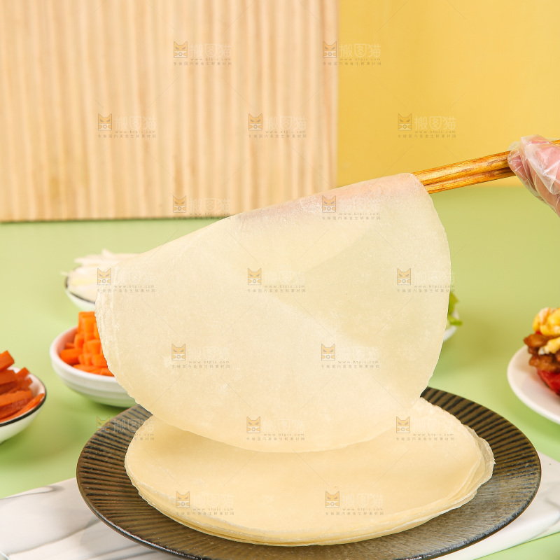 浅底上的卷饼