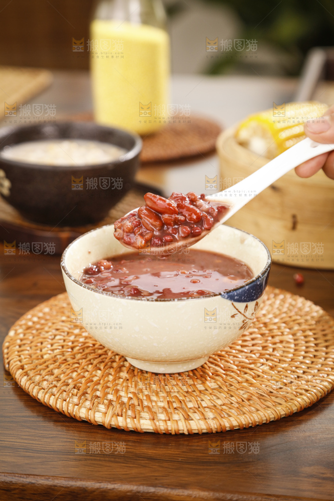 深底上的红豆粥