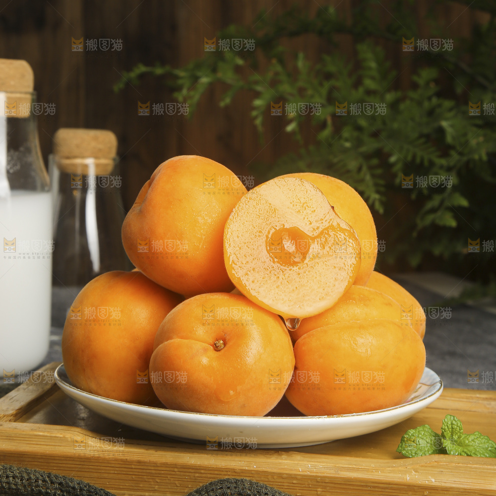 木底上的大黄杏