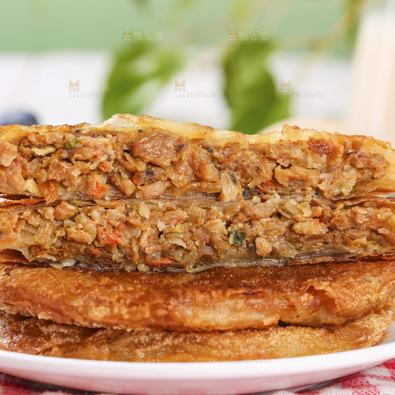 浅底上的牛肉馅饼