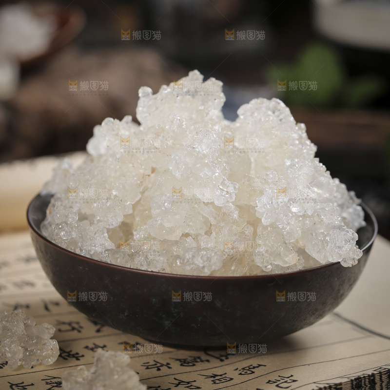 深底上的雪燕