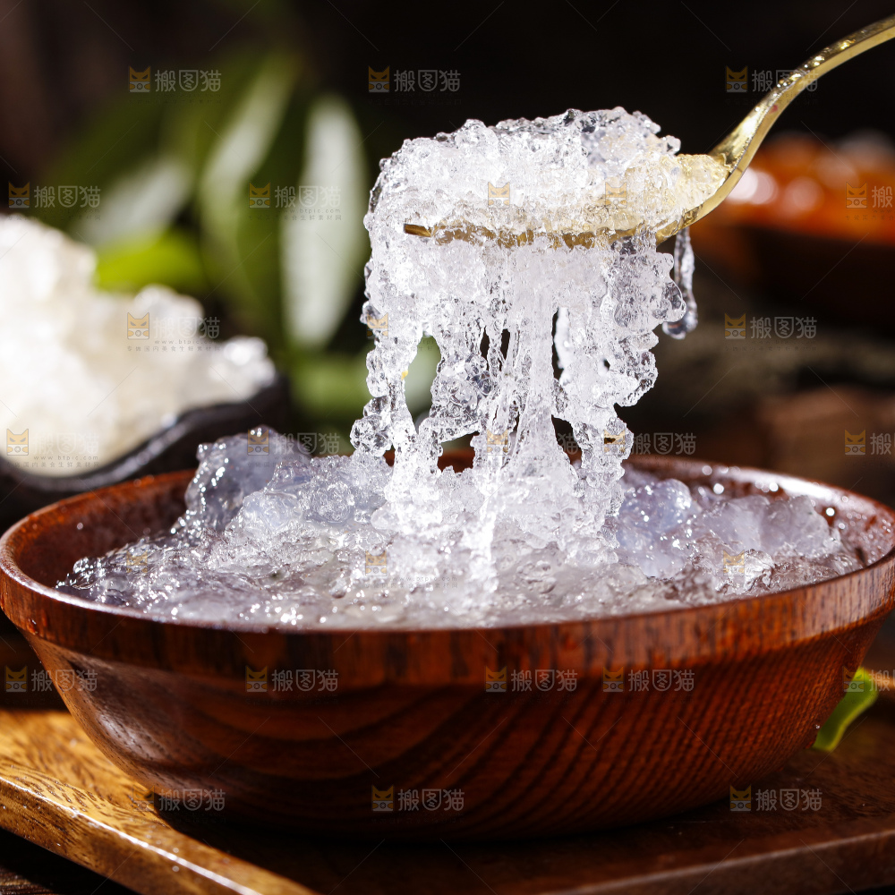 深底上的雪燕