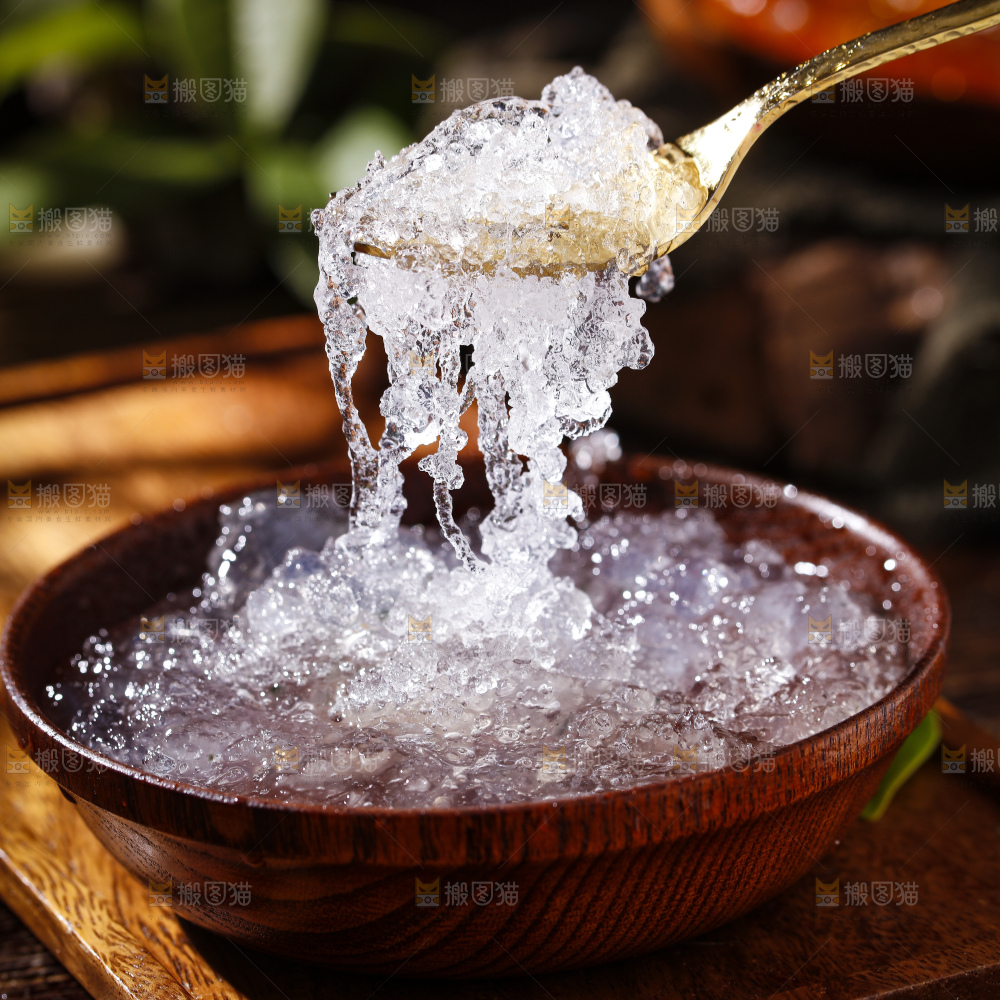 深底上的雪燕