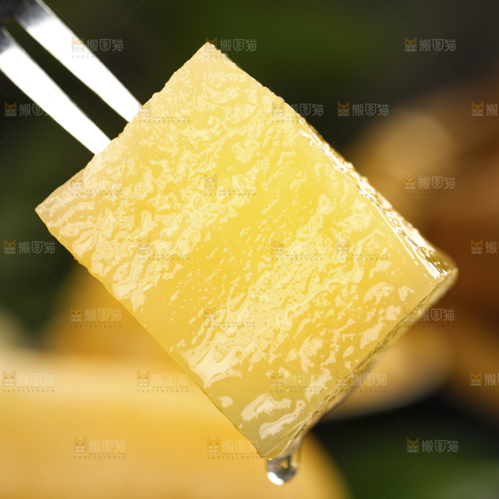 深底上的雪莲果