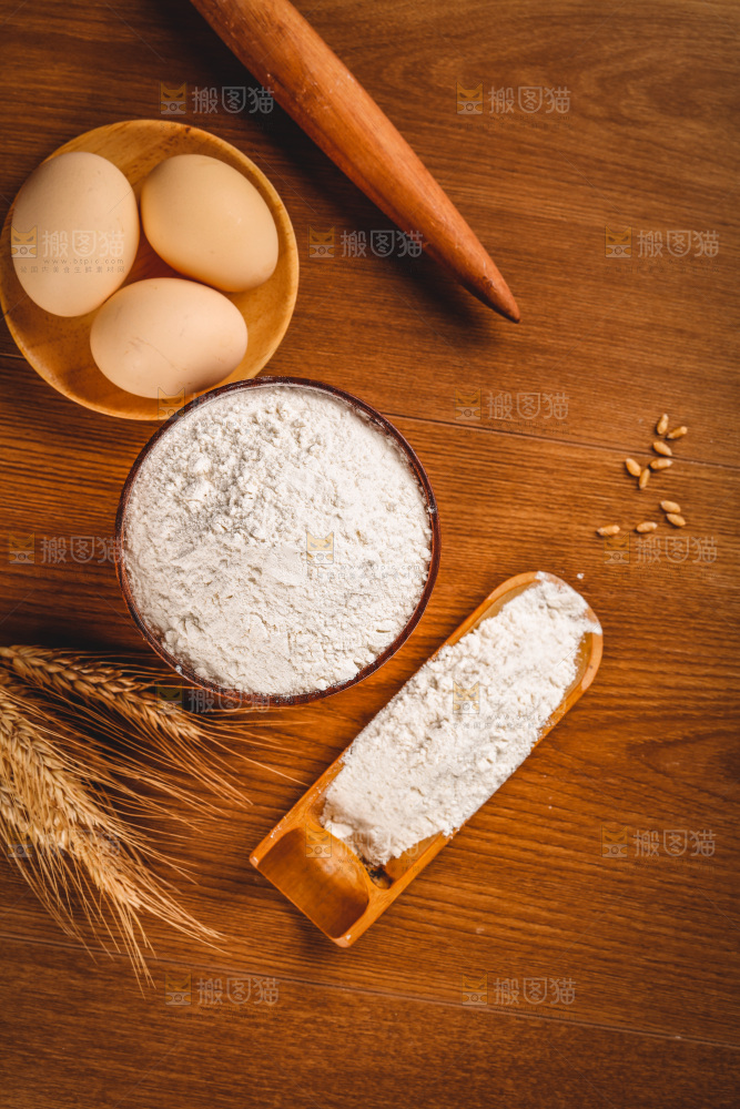 深底上的面粉